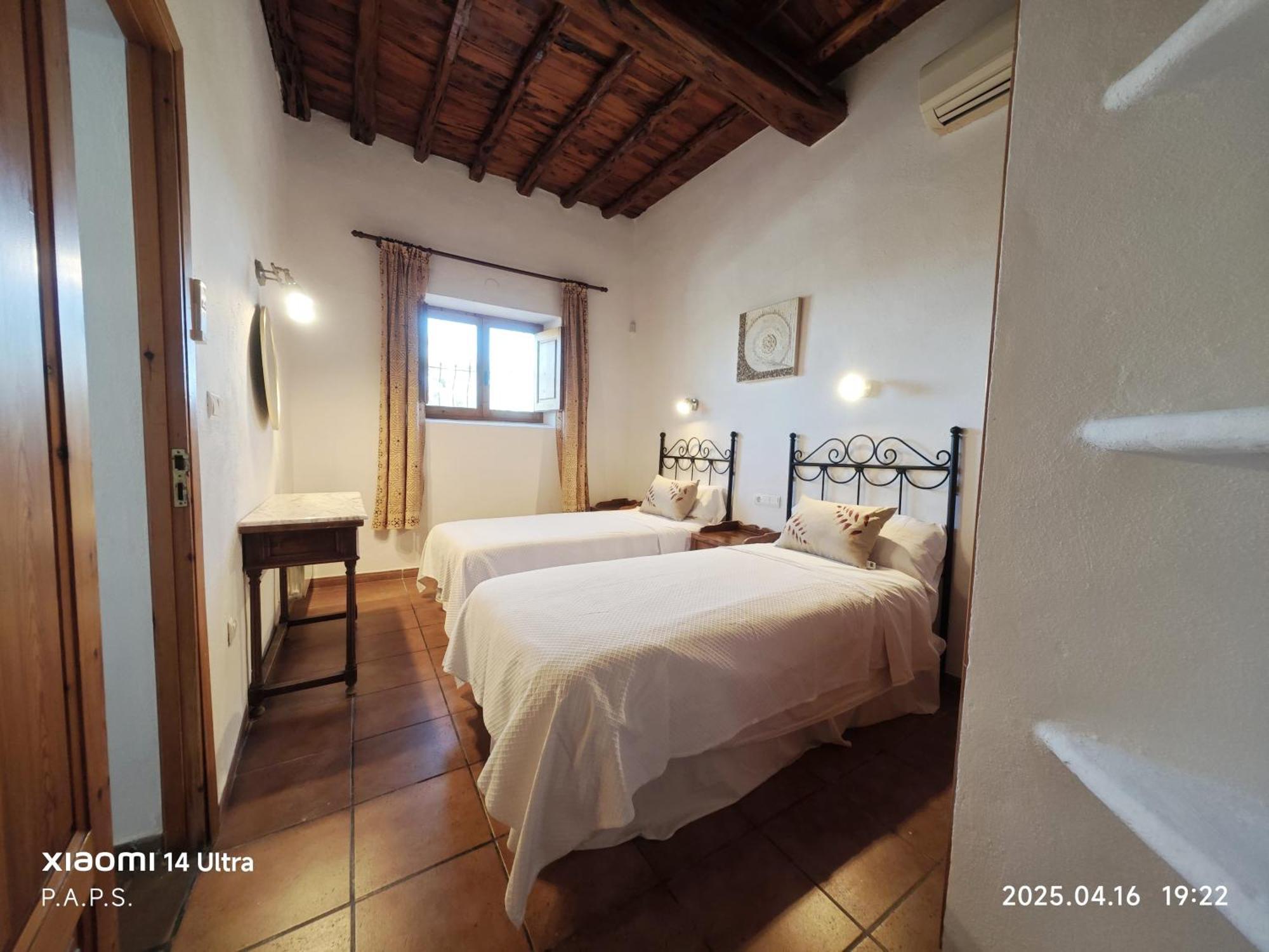 Casa Can Lluc Con Piscina, Jardin Y Vista Al Campo Sant Miquel de Balansat Exterior foto